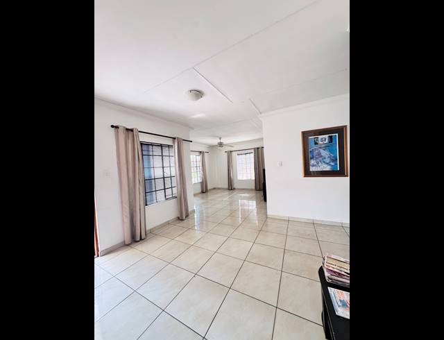 3 BEDROOM FREESTANDING FOR SALE IN MINERALIA
